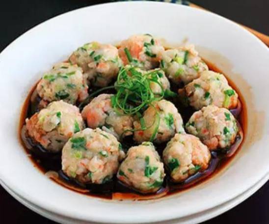 
精选美食：豉油虾韭菜丸、花生香酥排骨、糖醋鲤鱼、番茄炒玉米的做法‘火狐电竞平台’(图6)