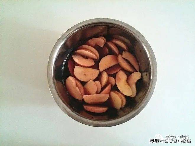 【火狐电竞官网】
手把手教你做法国烘焙教程:颜值超高又好吃的烤苹果饼 口感超好(图8) 【火狐电竞官网】
手把手教你做法国烘焙教程:颜值超高又好吃的烤苹果饼 口感超好(图8)