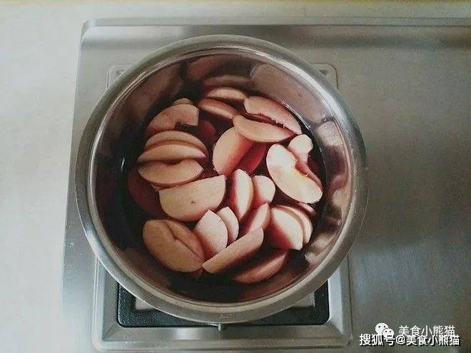 【火狐电竞官网】
手把手教你做法国烘焙教程:颜值超高又好吃的烤苹果饼 口感超好(图10) 【火狐电竞官网】
手把手教你做法国烘焙教程:颜值超高又好吃的烤苹果饼 口感超好(图10)