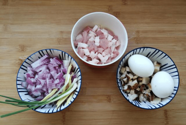 火狐电竞官网-
想吃卤肉饭自己在家做 配方和步骤都告诉你 简朴鲜味又实惠(图6)